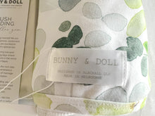 Load image into Gallery viewer, SWADDLE BLANKET - SILVER DOLLAR GUM
