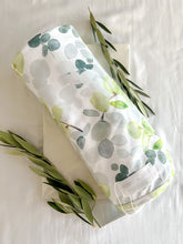 Load image into Gallery viewer, SWADDLE BLANKET - SILVER DOLLAR GUM